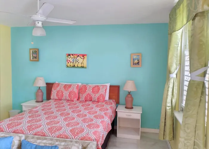 Seacastles By The Beach/pool Aparthotel